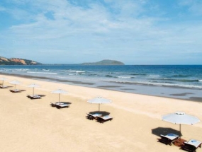 Thanh Binh Beach in Danang city