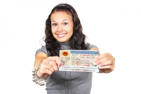 Ways to get a visa Vietnam for a citizen of Bosnia