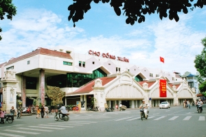 Dong Xuan Market in Hanoi city, Vietnam