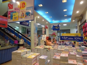 Bookstores and newspaper stall in Danang city, Vietnam