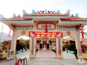 Quan De Pagoda in Bac Lieu province