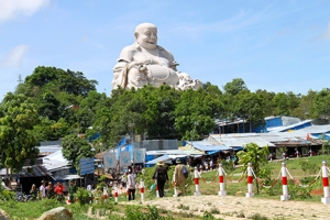 Cam (Forbidden) Mountain in Tinh Bien 