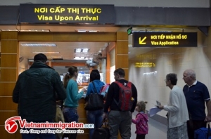 Getting Vietnamese visa upon arrival at the airport