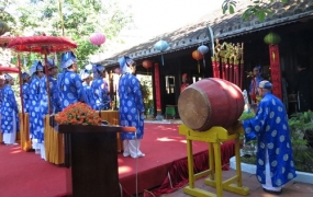 Qua Giang Communal House